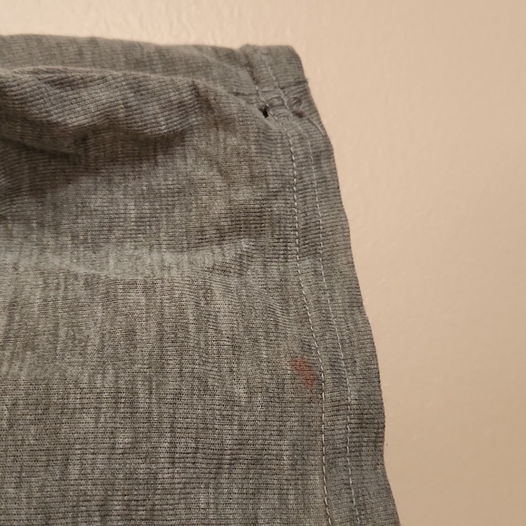 Large Tops - Picture 5 of 10